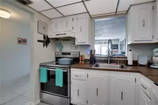 11485 Oakhurst Rd, Largo, FL 33774 - Photo 13