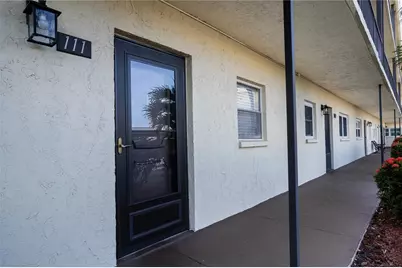 11485 Oakhurst Road #1100-1, Largo, FL 33774 - Photo 3