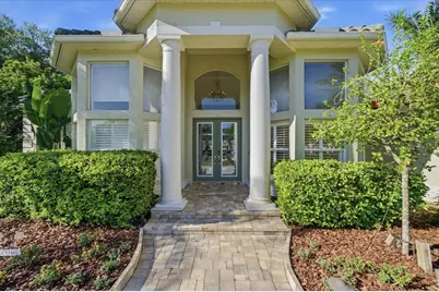 18634 Avenue Capri, Lutz, FL 33558 - Photo 9