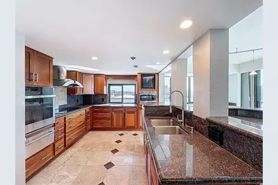 201 W Laurel Street #1006, Tampa, FL 33602 - Photo 11