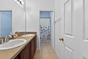 1609 Harvest Grove Ct, Valrico, FL 33596 - Photo 9