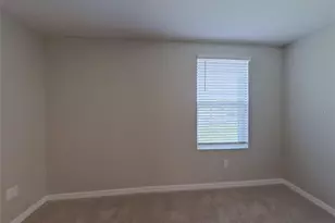 10734 Hidden Banks Gln, Parrish, FL 34219 - Photo 7