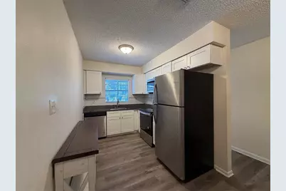 1740 W Walnut Street, Tampa, FL 33607 - Photo 7