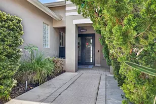 5905 Cherry Oak Dr, Valrico, FL 33596 - Photo 3