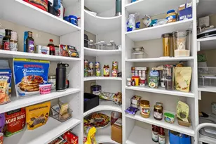 5905 Cherry Oak Dr, Valrico, FL 33596 - Photo 13