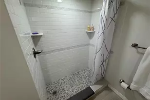 5720 13th Ave N, Saint Petersburg, FL 33710 - Photo 31