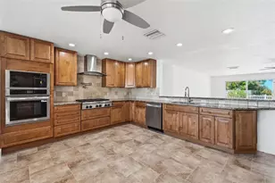 711 64th Ave, Saint Pete Beach, FL 33706 - Photo 25