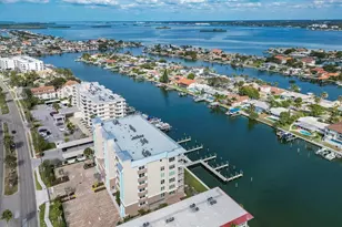 125 Island Way, Clearwater Beach, FL 33767 - Photo 27