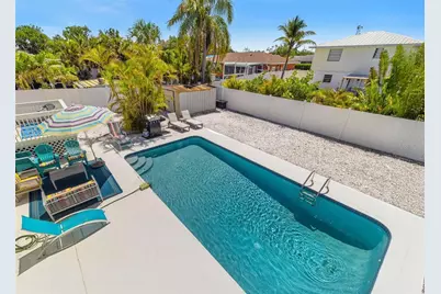 8517 43rd Avenue W, Bradenton, FL 34209 - Photo 11