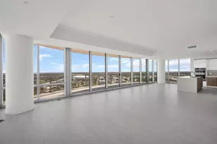 400 Central Ave, Saint Petersburg, FL 33701 - Photo 13
