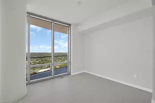 400 Central Ave, Saint Petersburg, FL 33701 - Photo 59