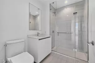 400 Central Ave, Saint Petersburg, FL 33701 - Photo 35