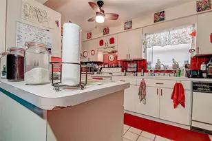 7834 42nd Ave N, Saint Petersburg, FL 33709 - Photo 11