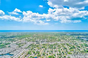 10976 Harborside Dr, Largo, FL 33773 - Photo 45