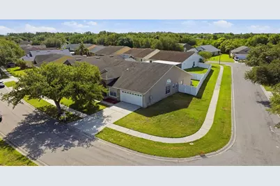 32042 Cypress Valley Drive, Wesley Chapel, FL 33545 - Photo 3