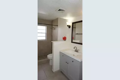 7011 Place De La Paix #2B, South Pasadena, FL 33707 - Photo 13