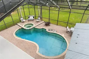 18420 Hancock Bluff Rd, Dade City, FL 33523 - Photo 5