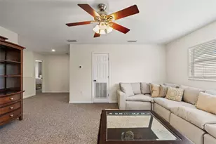 18420 Hancock Bluff Rd, Dade City, FL 33523 - Photo 39