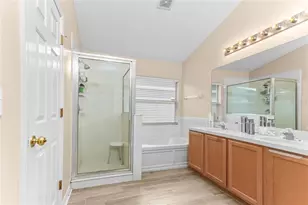 31346 Glendalough Way, Wesley Chapel, FL 33545 - Photo 15