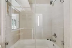 4207 Arborwood Ln, Tampa, FL 33618 - Photo 25