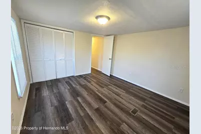 7338 First Loop Avenue, Brooksville, FL 34613 - Photo 11