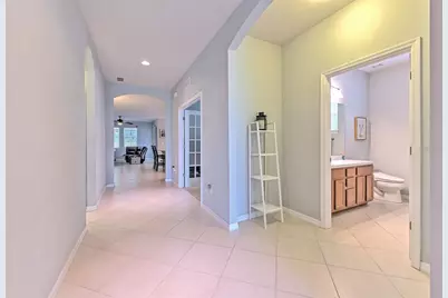 11130 Spring Point Circle, Riverview, FL 33579 - Photo 5