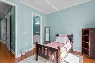 412 Regent Ln N, Saint Petersburg, FL 33701 - Photo 35