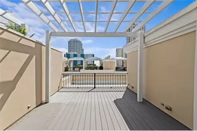 412 Regent Lane N, Saint Petersburg, FL 33701 - Photo 31