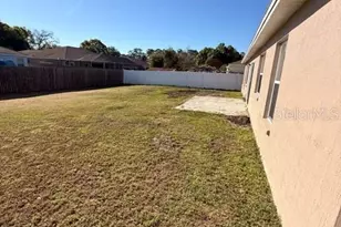 8157 Bristol Bay Ave, Lakeland, FL 33810 - Photo 9