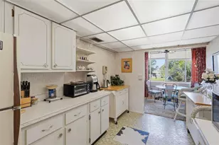 4890 Bay St NE, Saint Petersburg, FL 33703 - Photo 5