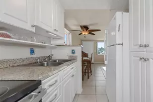 2600 N Paula Dr, Dunedin, FL 34698 - Photo 13