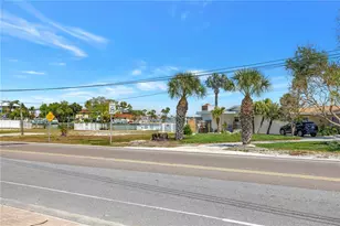 6892 Gulf Winds Dr, Saint Pete Beach, FL 33706 - Photo 25