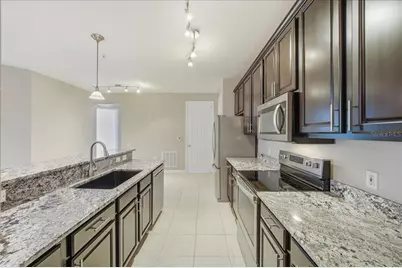 7903 Seminole Boulevard #2305, Seminole, FL 33772 - Photo 9
