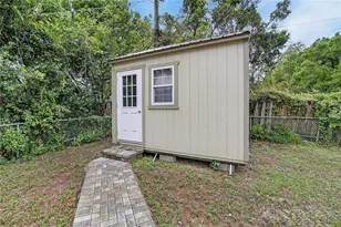 2701 Brandon View Dr, Brandon, FL 33511 - Photo 51
