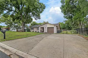 2701 Brandon View Dr, Brandon, FL 33511 - Photo 47