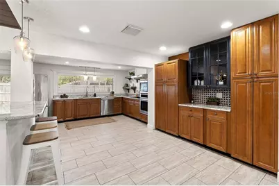 11079 Bella Loma Drive, Largo, FL 33774 - Photo 13