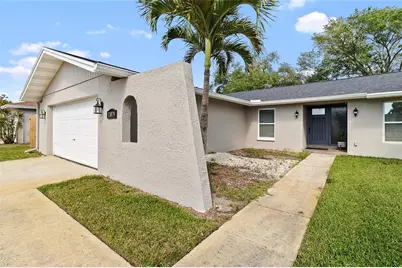 11079 Bella Loma Drive, Largo, FL 33774 - Photo 5
