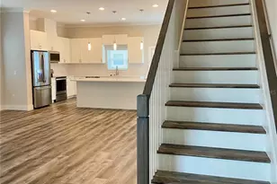 3126 W Azeele St, Tampa, FL 33609 - Photo 9