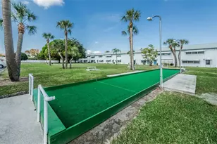 5227 81st Ln N, Saint Petersburg, FL 33709 - Photo 35