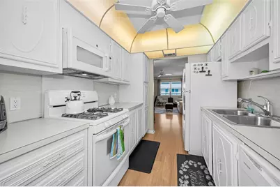 5227 81st Lane N #22, Saint Petersburg, FL 33709 - Photo 11