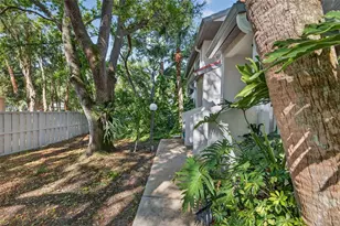 492 Santa Cruz Pl NE, Saint Petersburg, FL 33703 - Photo 23