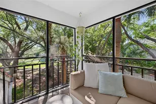 492 Santa Cruz Pl NE, Saint Petersburg, FL 33703 - Photo 21