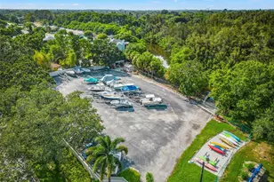 492 Santa Cruz Pl NE, Saint Petersburg, FL 33703 - Photo 27