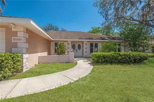 10220 Swanson Ct, Spring Hill, FL 34608 - Photo 3