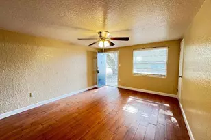 37221 Marlu Ln, Dade City, FL 33525 - Photo 5