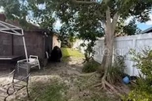 9217 Shellgrove Ct, Tampa, FL 33615 - Photo 7