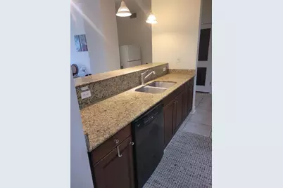 628 Cleveland Street #811, Clearwater, FL 33755 - Photo 3