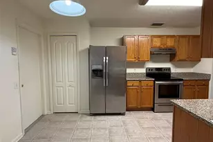 13240 Early Run Ln, Riverview, FL 33578 - Photo 9