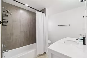 8043 124th St, Seminole, FL 33772 - Photo 51