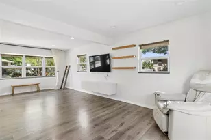 8043 124th St, Seminole, FL 33772 - Photo 15